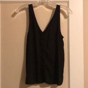 NWT. Cloth & Stone tank top.